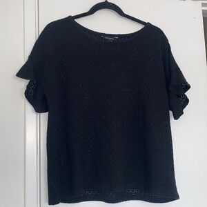 Banana republic eyelet ruffle sleeve black top size medium